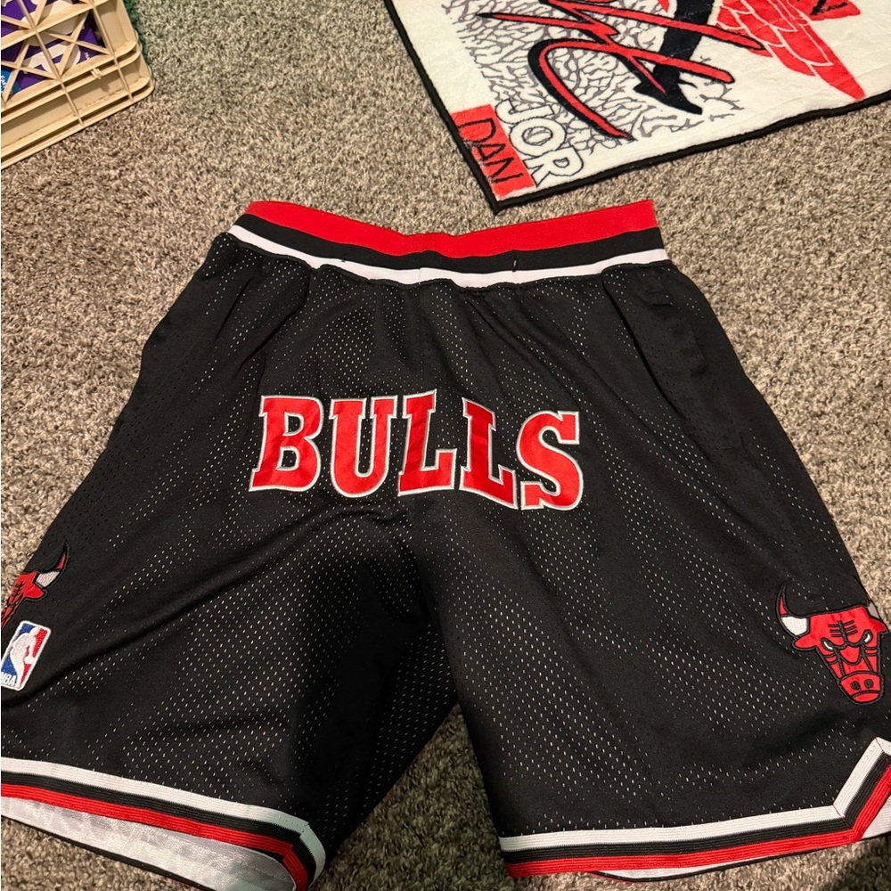 Men’s 2x Chicago bulls shorts